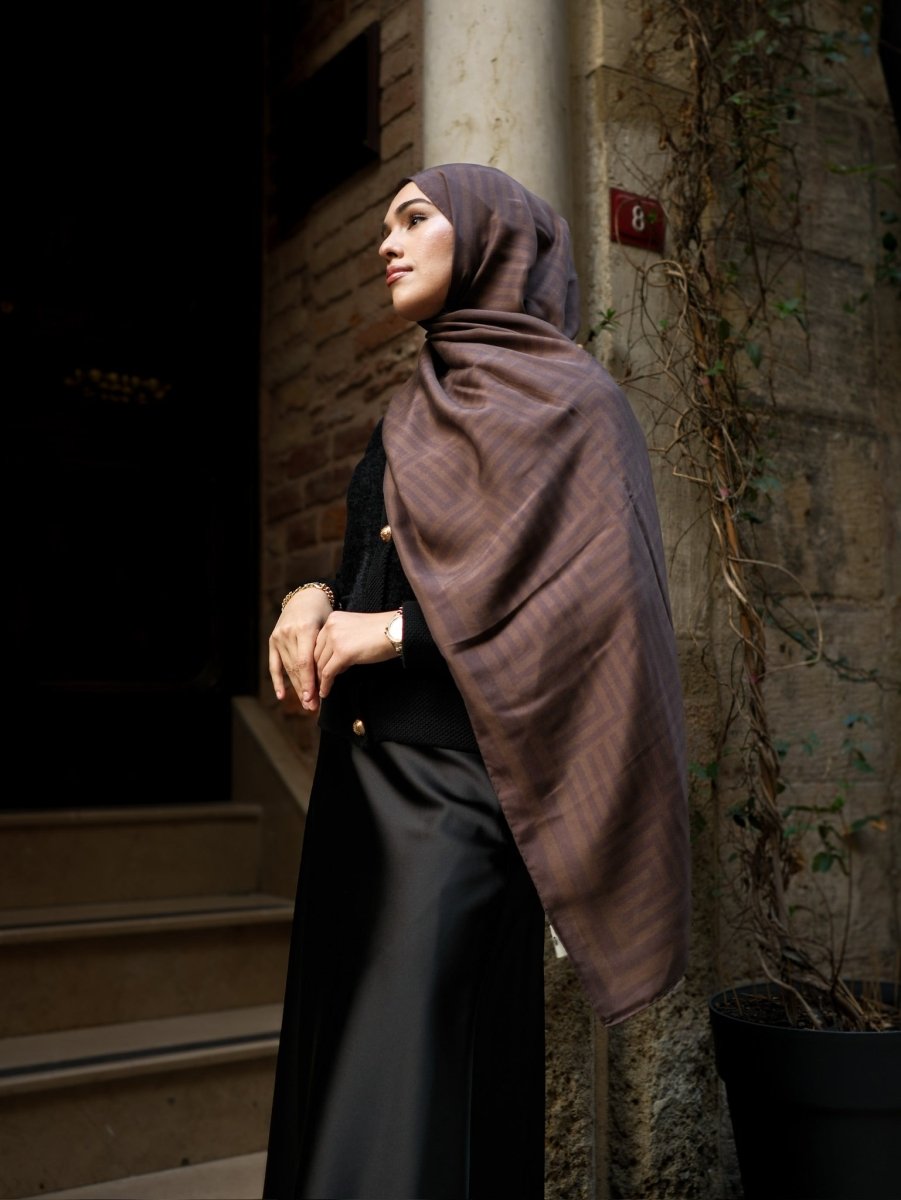 BC Monogram Pamuk İpek Kahve