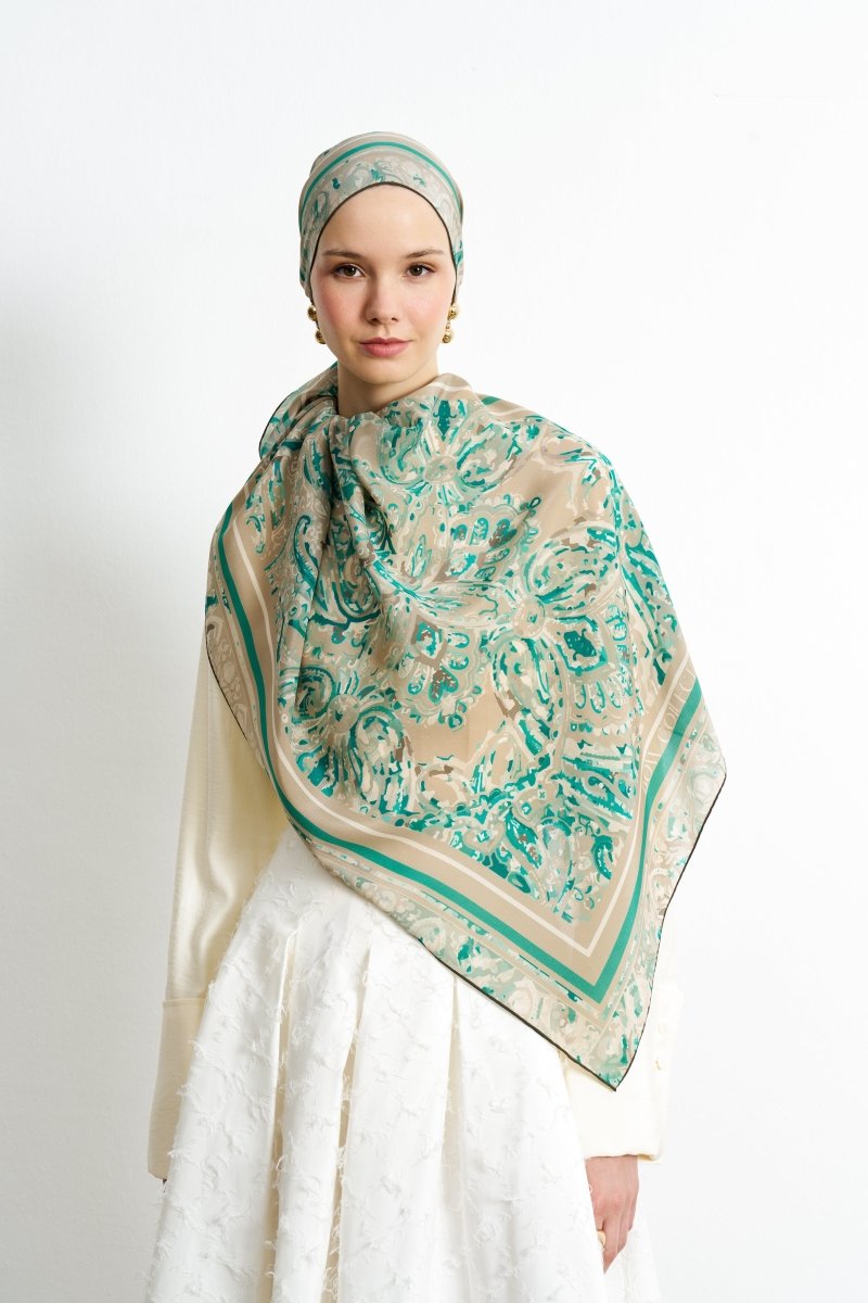 Leila İpek Şal Vizon