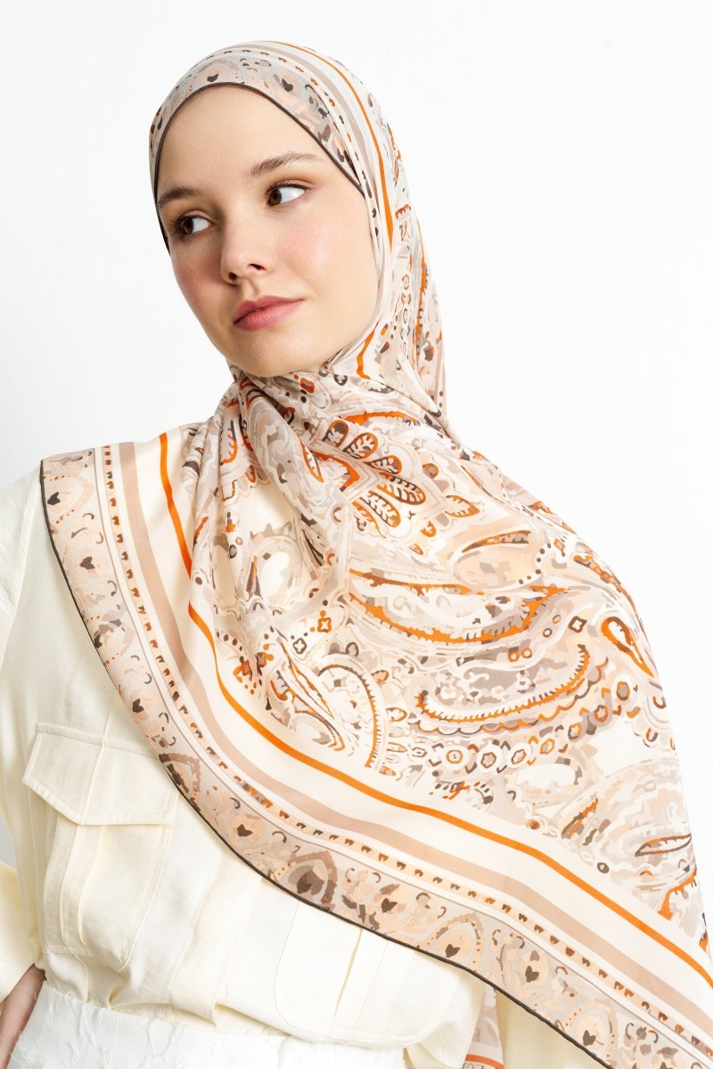 Leila İpek Şal Somon