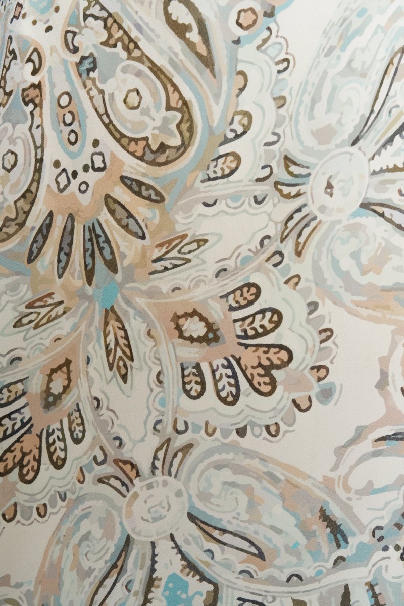 Leila İpek Şal Latte